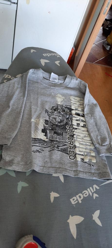 Chlapecké tričko s dlouhým rukávem značky anvil, 104