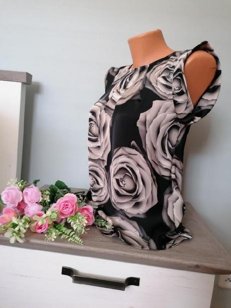 Halenka s květy, f&f,34