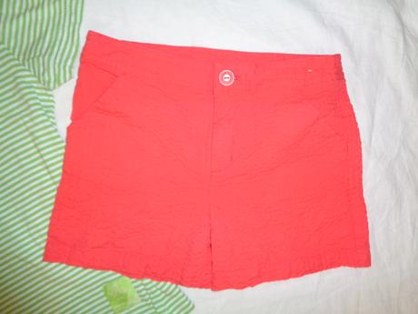 Super komplet pruhovaného trička a krep šortek, gymboree,152