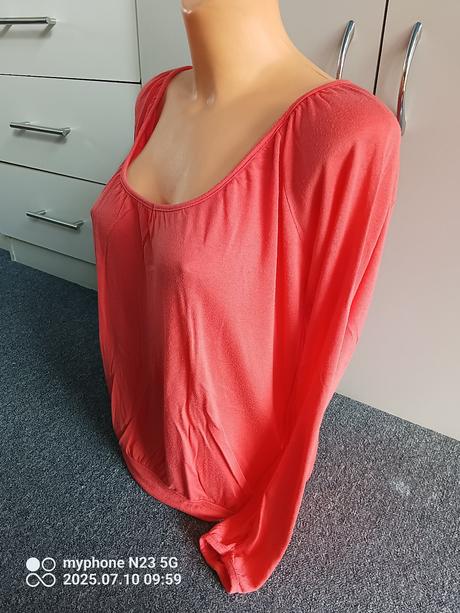 Tričko "jahodové" vel."m/l", m