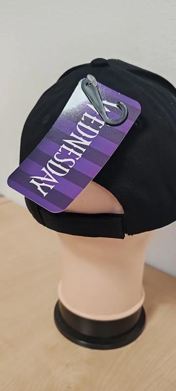 Wednesday kšiltovka,