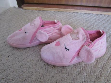 Pěkné růžové sametové botičky - bačkůrky, č. 31, 31