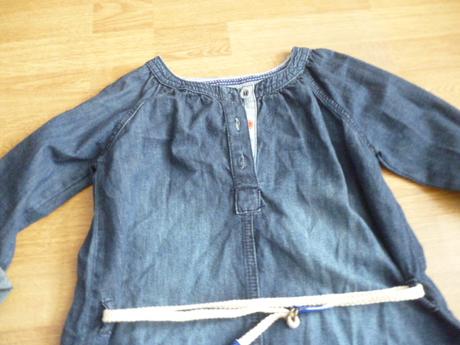 Riflové šaty vel. 6-7, 122