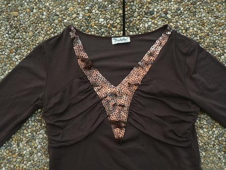 Hnědý top blůzka halenka s měděnými flitry, s