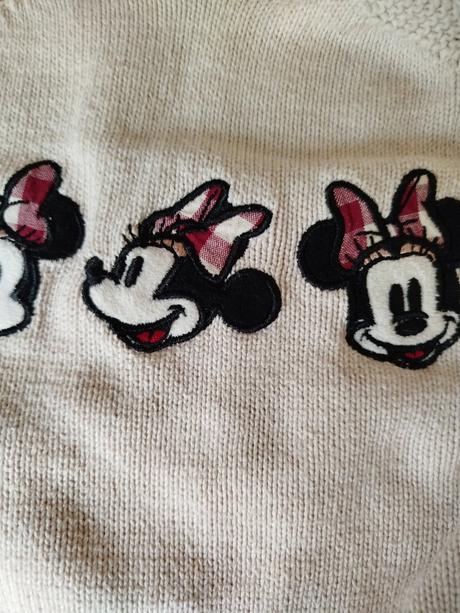 Svetříky vel.68, disney,68