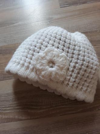 Čepička pro holčičku, 92