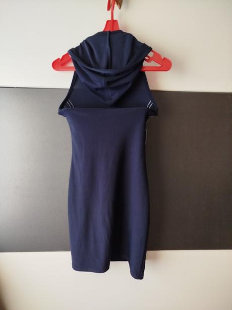 Šaty zn. tammy vel.128, 128