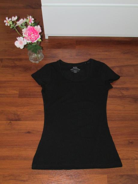 Černé tričko, 34