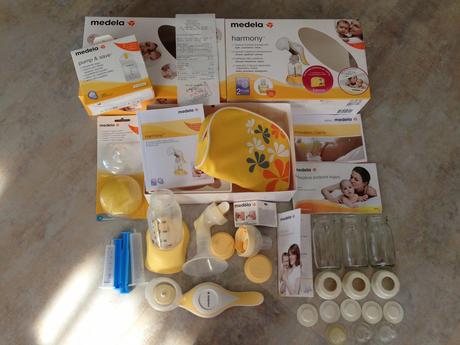 Manuální 2 fázová odsávačka medela harmony + dárky, 