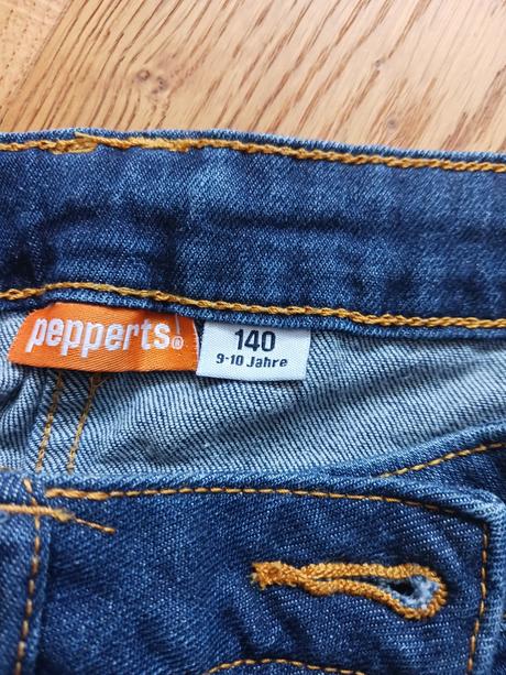 Džínové kraťasy č.140, 140
