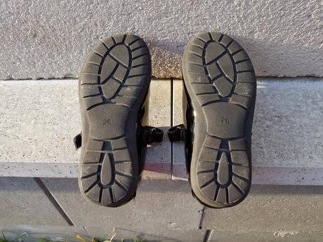 I48 dívčí lakované balerínky vel. 26, cupcake,26