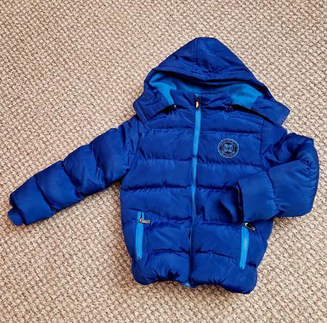 Teplá zimní bunda - top stav, vel. 110-116, 110