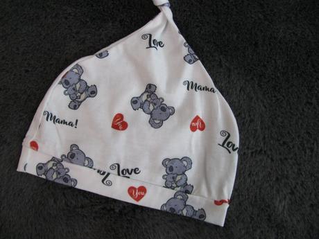 Krásná bavlněná kojenecká čepička s medvídky, 80