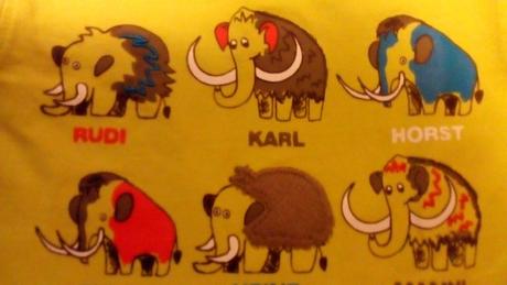 Triko s mamuty, topomini,92