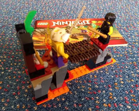 Lego ninjago 70753 - lava falls.,
