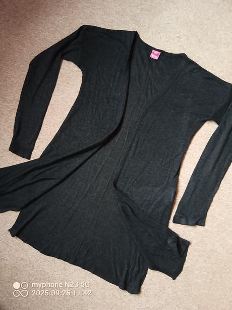 Cardigan zn."y.f.k." vel."128", 128