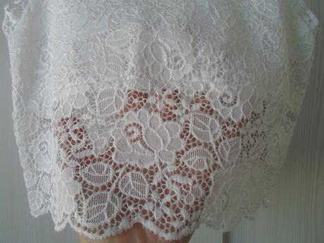 Bílé tričko triko tílko crop top krajkový, new yorker,s