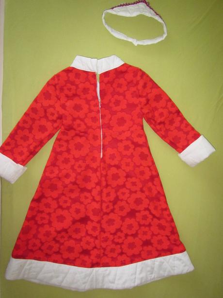 Kostým nastěnky, šaty ruska, 