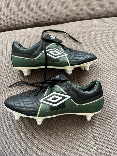 Kopačky umbro speciali, 39