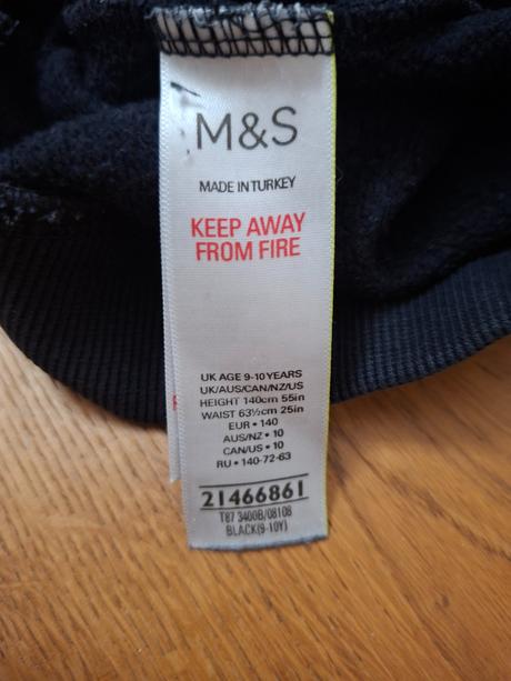 M&s teplejší tepláky č.140, marks & spencer,140