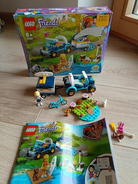 Lego friends 41364 stephanie a bugina s přívěsem, 