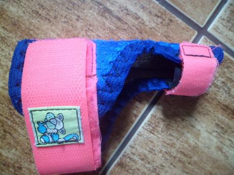 Ortéza palce levé ruky,