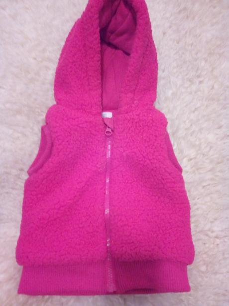 Růžová teplá vesta  chlupatka zn.f&f,vel.74, f&f,74