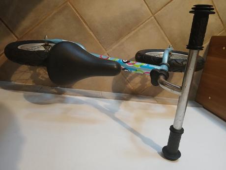 Odrážedlo yedoo too too, yedoo