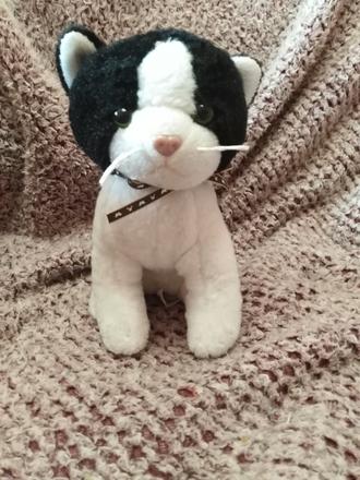 Plyšová kočička, 
