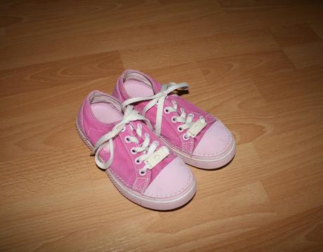 Boty, tenisky, crocs,32