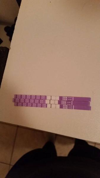 Podle testů jsem těhotná, ale doktor nic nevidí