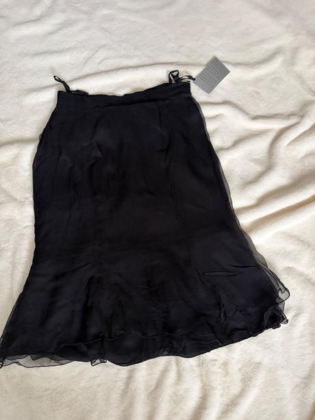 Cerna hedvabna svatecni sukne 36, 36