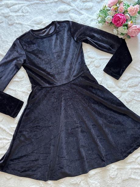 Ob/ šaty semišové s třpitkami - v.134/140, 134