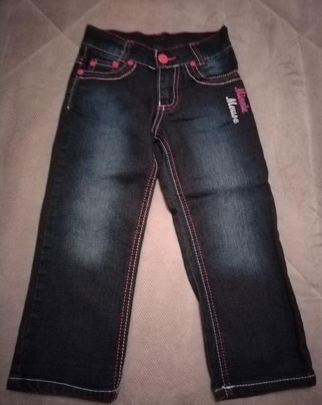 Džíny s minnie, 98