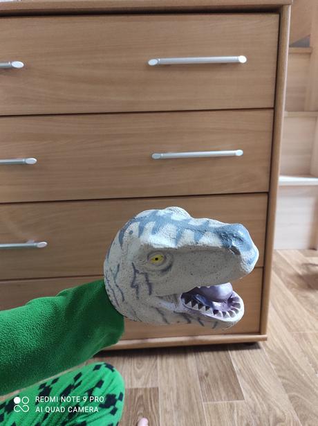 Maňásek na ruku dinosaurus, 