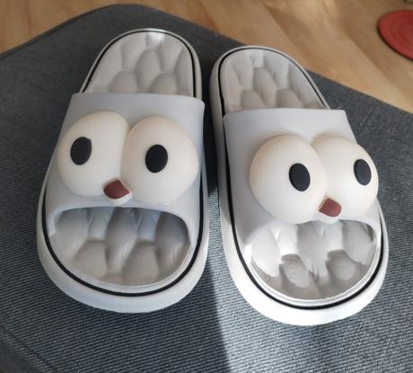 Pantofle s ksichtíkem vel.38, 38