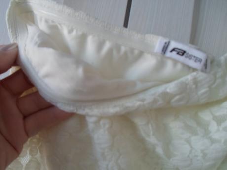 Bílé tričko triko tílko crop top krajkový, new yorker,s