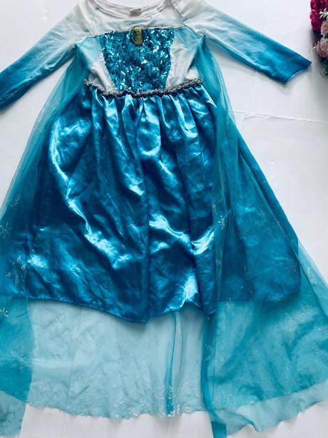 An6/ kostým elza - v.cca 3/4 roky, 