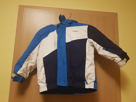 Zimní bunda značky oxylane, velikost 2 roky, 86