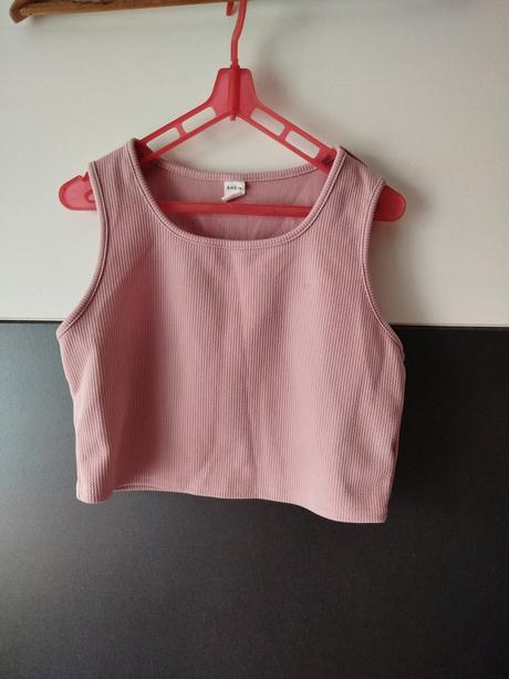 Top zn. shein vel.152, 152