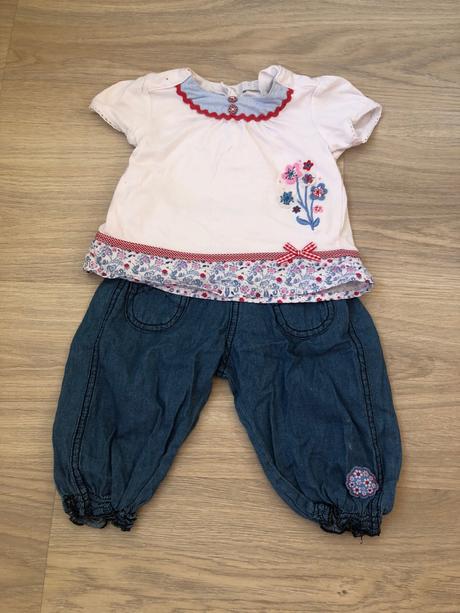 Komplet ve folklórním stylu, zip zap,62