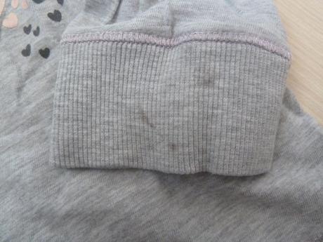 Šedé triko s dlouhým rukávem a nápisem, f&f,146