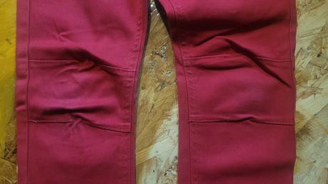 3 x kalhoty a krosíky, 122