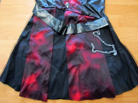 Karnevalový kostým -čarodějnice vel m, 