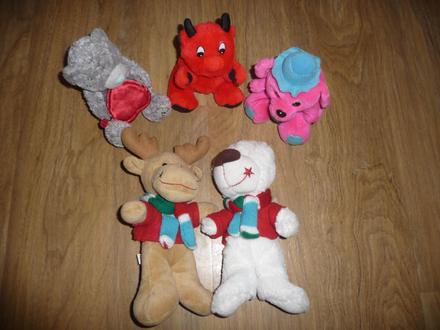 Vystavení plyšáci 5x-cena za všechny,