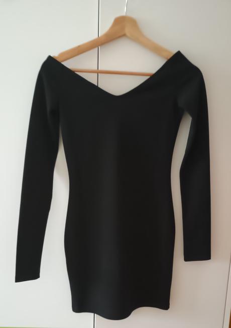 Krásné černé elastické přiléhavé šaty h&m, h&m,xs
