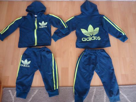 2 teplákové soupravy, 92