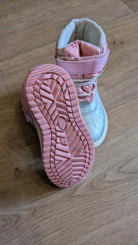 T521  nepromokavé sněhule vel. 27, 27