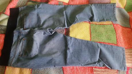 Těhotenské džíny 3/4, 46