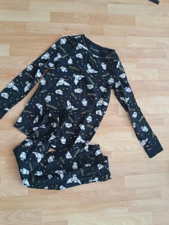 Pyžamo, reserved,158